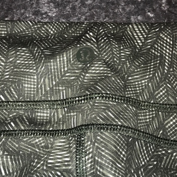 lululemon Cool To Street Crop Size 6 - Picture 5 of 8